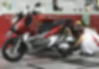 Hati-hati Pasang Lampu Tembak di Honda ADV 150, Bisa Merusak ECU