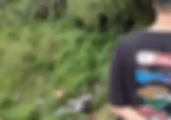 Tidak Kuat Menanjak, Motor Roda Tiga ini Terperosok ke Jurang Sedalam 10 Meter