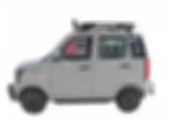 Liburan ke Luar Kota Makin Asyik Muat 5 Orang Tanpa Bensin, Harganya Setara Honda Vario 160