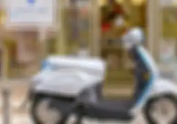 Motor Listrik Ini Cuma Dijual Rp20,6 Juta Tapi Sekali Isi Baterai Jarak Tempuhnya Paling Jauh di Kelasnya 