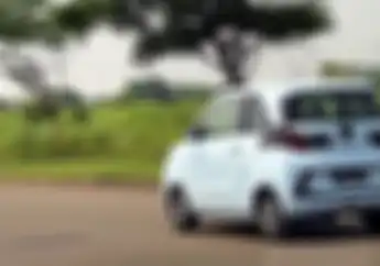 Cuma Rp 60 Jutaan Mobil Listrik Baru Ini Sudah Dicoba di Indonesia Cepatan Inden Cocok Buat Pemotor