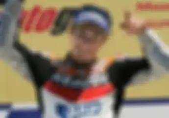 Hari Ini 17 Tahun Lalu Mendiang Nicky Hayden Sabet Kemenangan Pertama