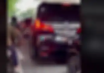 Pejabat Lewat Kerap Dibenci Warga Tapi Toyota Alpard Nopol RI 30 Malah Dipuji Netizen, Punya Siapakah