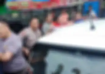 Koplak Debt Collector Rampas Motor Sudah Lunas Kredit Ketemu Mobil Polisi Langsung Diciduk Apes