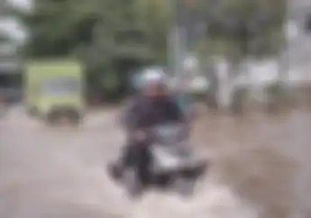 Bikers Waspada Banjir dan Hujan Deras, Catat Nomor Darurat dan Pantau Banjir Klik Link Ini