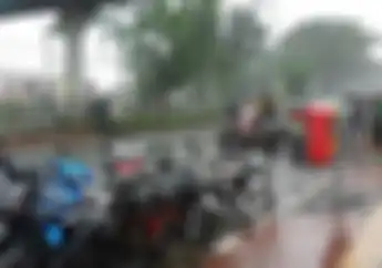 Prakiraan Cuaca Jakarta 29 Desember 2022, Pemotor Harus Sedia Jas Hujan