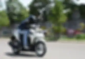 Tips Bikin Nyaman Sok Depan Motor Honda Vario 125 Pakai Oli Alat Berat