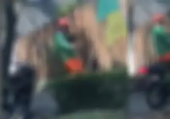 Sadis, Video Wanita Ditendang dan Dilindas Pakai Motor Honda Vario di Jakarta Selatan
