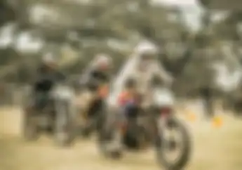 Keseruan Slide On Sunday, Balapan Pemersatu Pecinta Motor Tua Dan Motor Custom