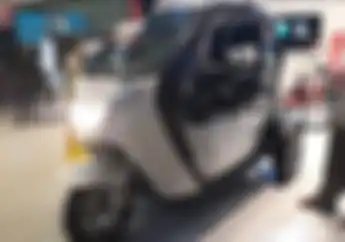 Harga Motor Listrik Selis Balis Terbaru, Enggak Khawatir Kehujanan Biaya Cas Murah Banget