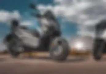 Lawan Yamaha XMAX dan Honda Forza, Motor Baru Mitt 330 GTS Dijual Rp 58 Jutaan