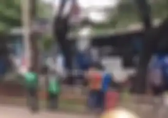 Mencekam, Video Pemotor Adu Mulut Dengan Sopir Bus TransJakarta Terjadi di Ciledug