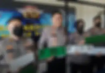 Setelah Pelat Nomor Warna Dasar Putih Kini Muncul Warna Dasar Hijau, Apa Artinya?