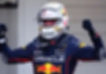 Max Verstappen Juara Dunia F1 2022, Pernah Jalan-jalan Naik Vespa Sprint
