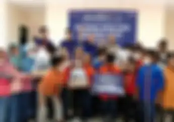 Keren Tim Yamaha Racing Indonesia Sumbangkan Hadiah Balap Ketahanan Ke Panti Asuhan