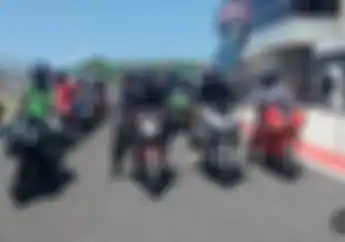 Aspal Baru Sirkuit Mandalika Diuji 50 Motor Dan Mobil Jelang WSBK Indonesia 2022