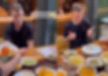Video Jonathan Rea Makan Nasi Padang Jelang WSBK Mandalika 2022, Ternyata Suka Menu Ini