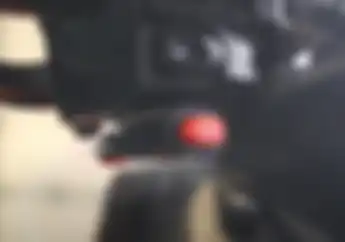 Modal Rp 15 Ribu, Begini Cara Pasang Saklar Hazard di Yamaha NMAX Lama