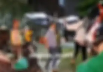Viral, Pemotor Ditodong Pistol Oleh Pengendara Mobil di Apartemen Cipulir, Berawal Dari Salip-salipan