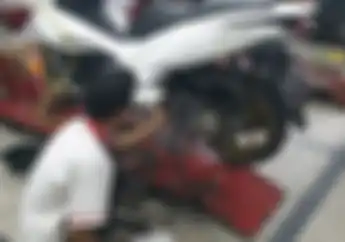 Tanda Roller CVT Motor Matic Honda PCX 160 Minta Diganti, Muncul Gejala Seperti Ini