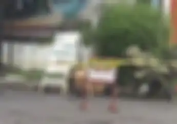 Gemetar Petugas SPBU Pertamina dan Pemilik Kendaraan Panik Melihat Kardus Misterius Disangka Bom 