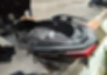 Bagasi Motor Matic Yamaha XMAX Connected Luas Banget, Muat Barang Apa Aja?