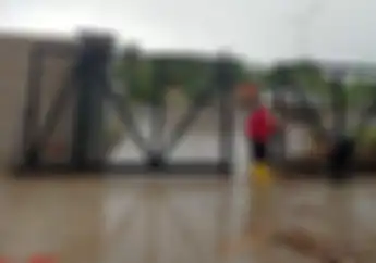 Kawasan Sekitar Sirkuit Mandalika Banjir, Pintu Gerbang Sirkuit Sempat Tersapu
