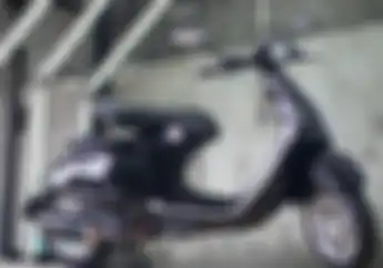 Modifikasi Motor Vespa 946 Louis Vuitton Satu-satunya Di Indonesia Milik Crazy Rich Surabaya
