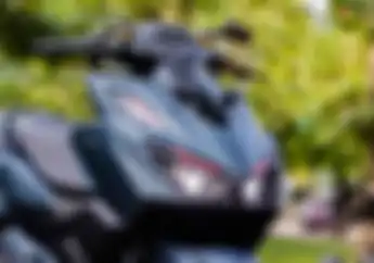Motor Modifikasi Honda Vario 160, Lampu Depan Proyektor, Pengereman Juara!