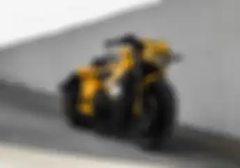 Motor Custom Bobber Tampang Bumblebee di Transformers, Pakai Basis Honda X4!