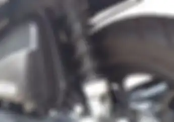 Tanda Sok Belakang Motor Matic Rusak, Terasa Saat Melibas Jalan Rusak
