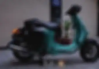 Modifikasi Motor Vespa Sprint 150, Racing Enggak Tanggung-tanggung