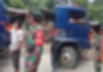 Salut, Anggota TNI Gadai Motor Rp 22 Juta Demi Urai Kemacetan 16 Jam di Samarinda