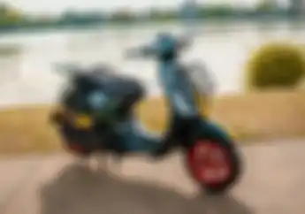 Modifikasi Motor Vespa Sprint Racing Sixties, Siap Diajak Touring Jauh
