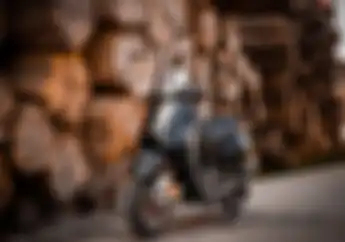 Ngeri, Modifikasi Motor Vespa GTS Naik 200 cc Banyak Spare Part Hedon