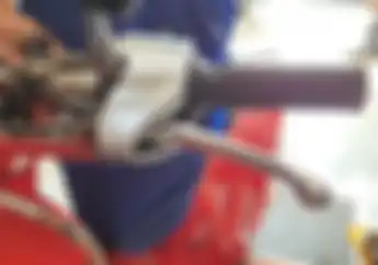 Tuas Rem Belakang Motor Vespa Matic Kalau Keras Langsung Cek Bagian Ini