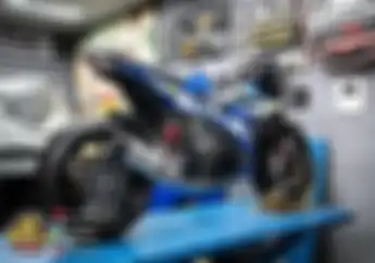 Modifikasi Motor Suzuki Satria F150 Berkaki Ninja H2, Jadi Ayago Kekar!
