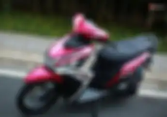 Pinky Sporty, Modifikasi Motor Yamaha Mio M3 Pelek Jari-Jari, Aksesoris Bikin Iri