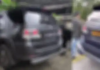 Kondisi Toyota Fortuner yang Tabrak Pemotor di Rawamangun, Pakai Pelat Nomor Palsu?