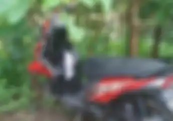 Motor Honda BeAT Misterius Terparkir di Pinggir Kali Klaten, Kunci Masih Ngegantung