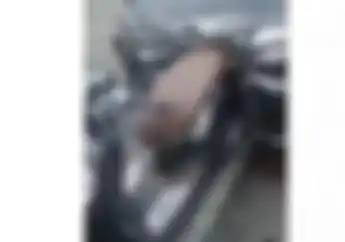 Honda Scoopy Terkuat di Bumi, Ditabrak dari Belakang Malah Mobil Ringsek Parah