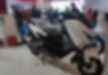 Mirip Yamaha NMAX, Motor Listrik Rakata NX3 Kena Diskon di IIMS 2023