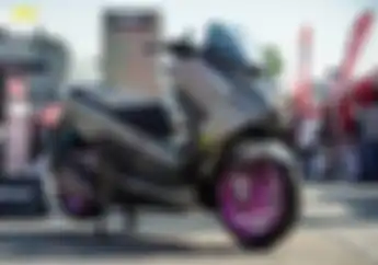 Tambah Elegan, Modifikasi Motor Honda Forza 350 Main Motif Karbon, Kaki-kaki Diupgrade