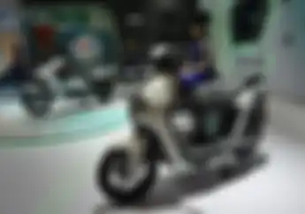 Muncul di IIMS 2023, Charge Baterai Motor Listrik Yamaha NEO'S Butuh Berapa Lama?