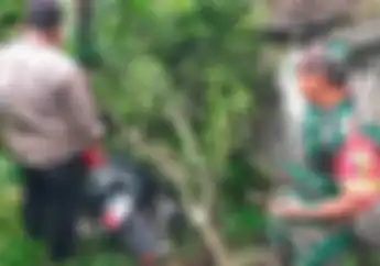 Motor Matic Honda Scoopy Tergeletak Misterius, Personel Gabungan Turun Tangan