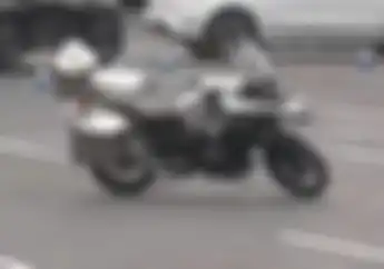 BMW Pertama Kali Unjuk Kemampuan Motor Jalan Tanpa Pengendara