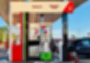 Resmi, Harga BBM Pertamax Turbo Naik Jadi Rp 15 Ribuan Per Hari Ini, Pertalite Juga?