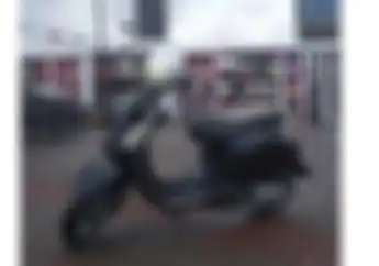 Tips Merawat Body Vespa Matic Saat Musim Hujan, Jangan Sampai Berjamur