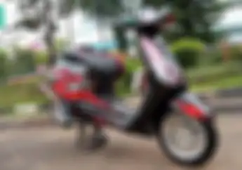 Ngeri Banget Modifikasi Motor Vespa Sprint 150, Custom Body Sana-sini Raih Gelar 'The King'
