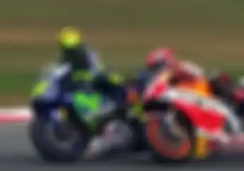 Marc Marquez dan Valentino Rossi Belum Bisa Akur, Butuh Waktu 30 Tahun